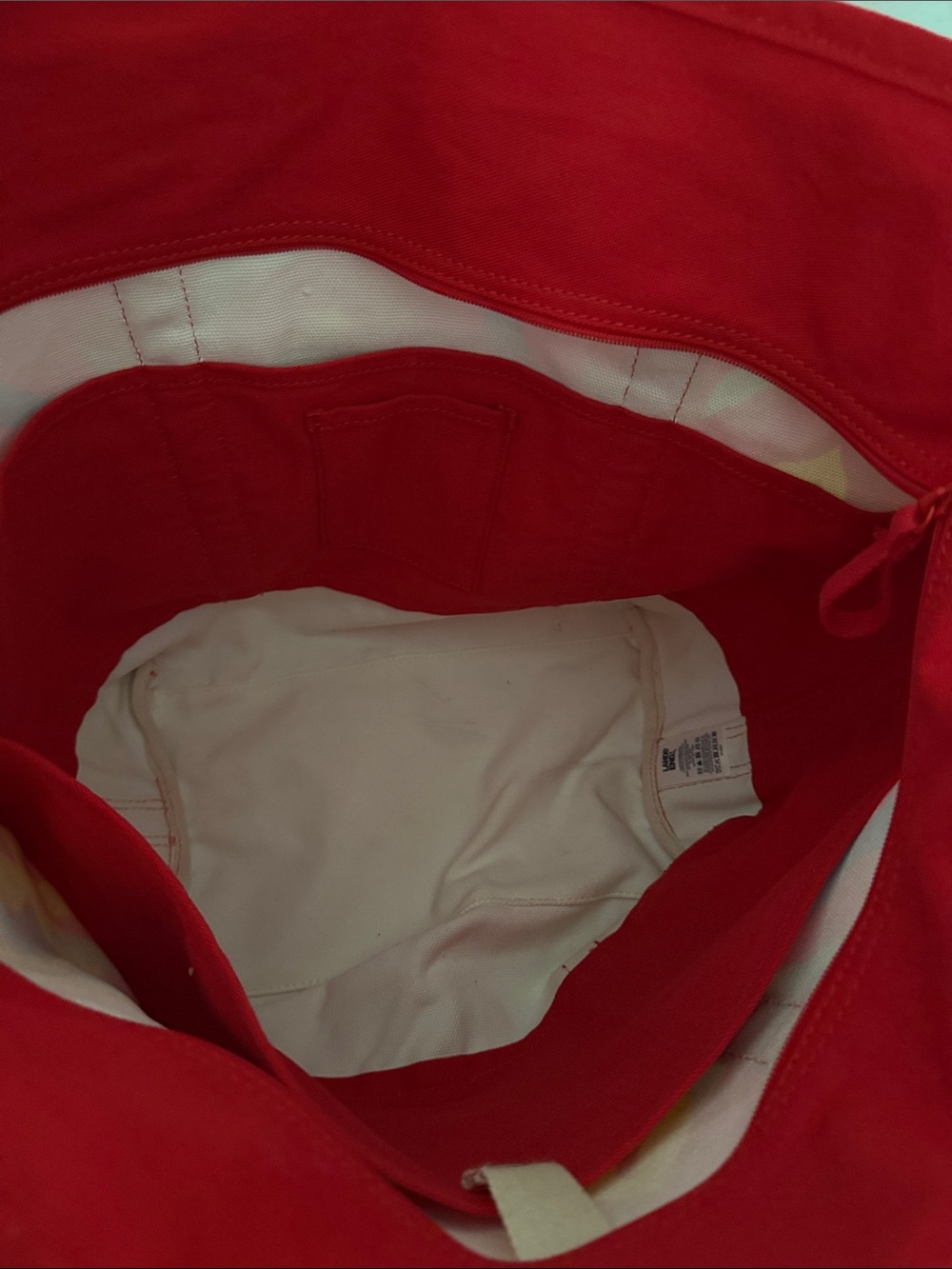 Lands’ End 5-Pocket Canvas Extra Large Tote Bag Floral Red Trim - Picture 9 of 9